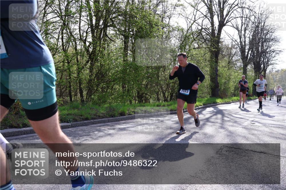 12.04.2026 - 45. Internationalen Wilhelmsburger Insellauf Yannick Fuchs http://msf.ph/oto/9486322 12.04.2026 10:36:04 Laufen 3553, 4331 meine-sportfotos.de