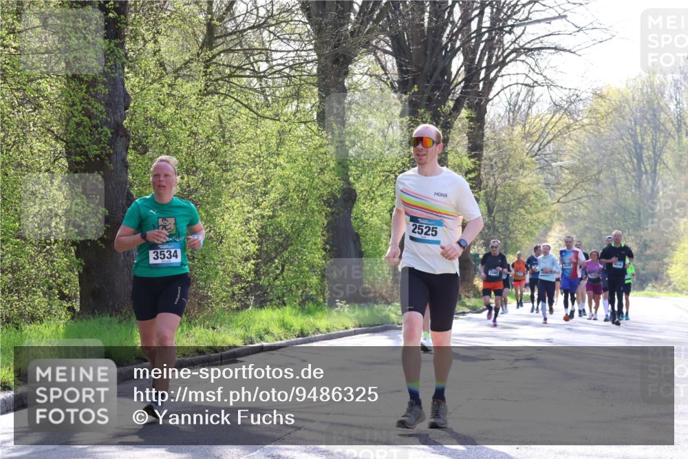 12.04.2026 - 45. Internationalen Wilhelmsburger Insellauf Yannick Fuchs http://msf.ph/oto/9486325 12.04.2026 10:30:10 Laufen 3534, 2525, 4646, 5560 meine-sportfotos.de