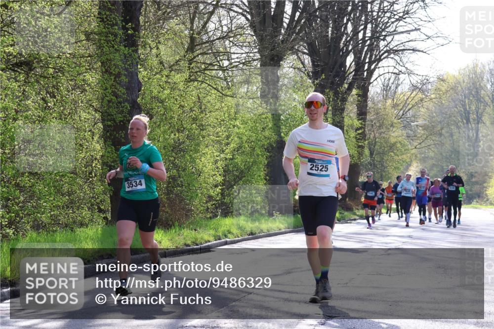 12.04.2026 - 45. Internationalen Wilhelmsburger Insellauf Yannick Fuchs http://msf.ph/oto/9486329 12.04.2026 10:30:10 Laufen 3534, 2525, 4645, 5560 meine-sportfotos.de