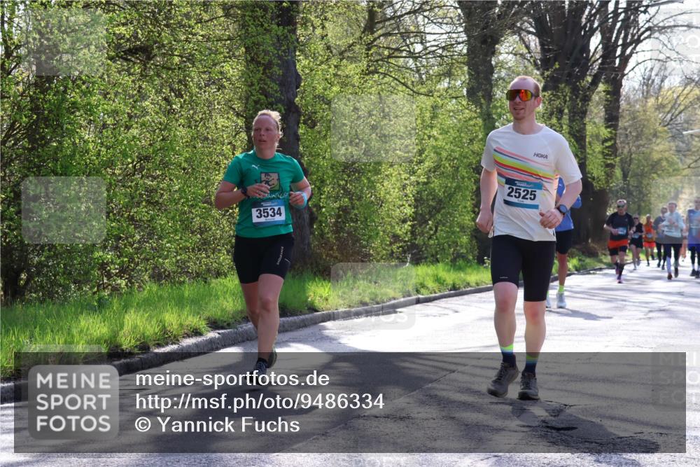 12.04.2026 - 45. Internationalen Wilhelmsburger Insellauf Yannick Fuchs http://msf.ph/oto/9486334 12.04.2026 10:30:11 Laufen 3534, 2525 meine-sportfotos.de