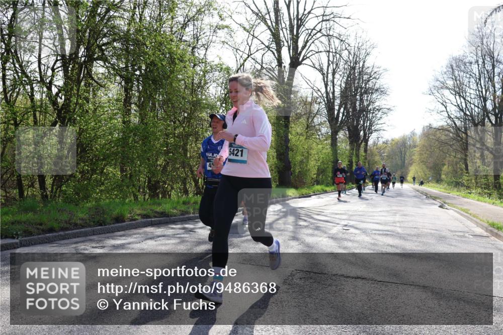 12.04.2026 - 45. Internationalen Wilhelmsburger Insellauf Yannick Fuchs http://msf.ph/oto/9486368 12.04.2026 10:36:10 Laufen 5421, 45 meine-sportfotos.de