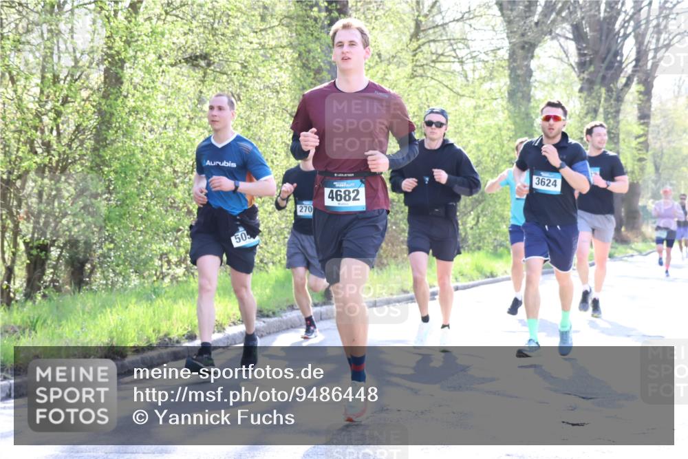 12.04.2026 - 45. Internationalen Wilhelmsburger Insellauf Yannick Fuchs http://msf.ph/oto/9486448 12.04.2026 10:36:19 Laufen 50, 270, 4682, 3624 meine-sportfotos.de