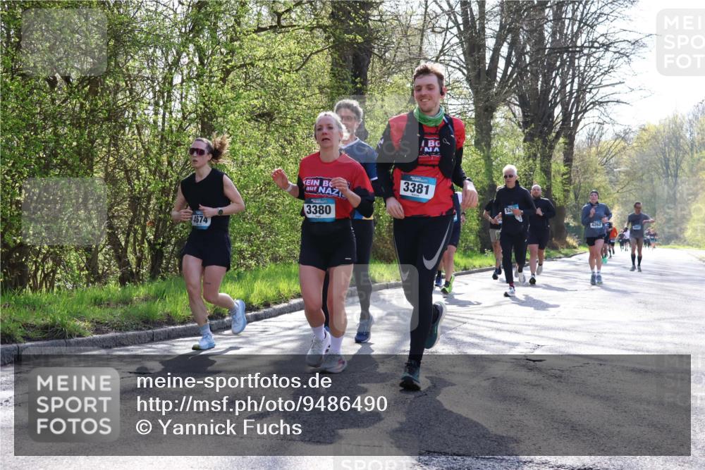 12.04.2026 - 45. Internationalen Wilhelmsburger Insellauf Yannick Fuchs http://msf.ph/oto/9486490 12.04.2026 10:30:25 Laufen 4674, 3380, 3381, 4262 meine-sportfotos.de