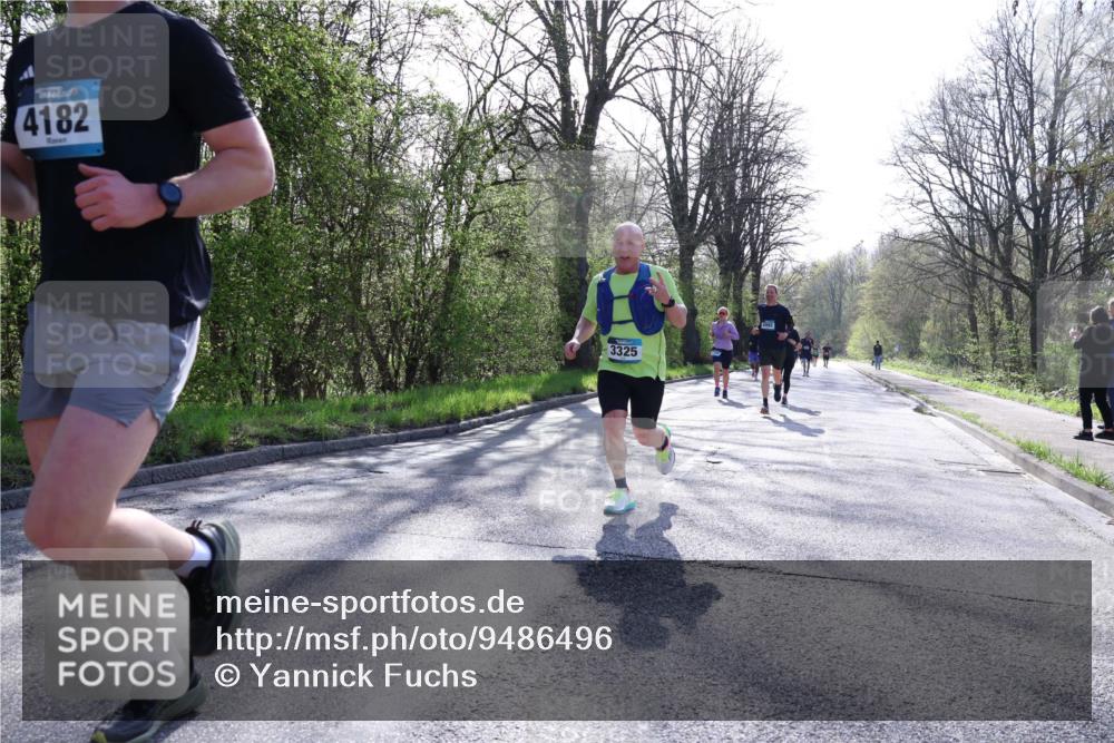 12.04.2026 - 45. Internationalen Wilhelmsburger Insellauf Yannick Fuchs http://msf.ph/oto/9486496 12.04.2026 10:36:23 Laufen 4182, 3325 meine-sportfotos.de