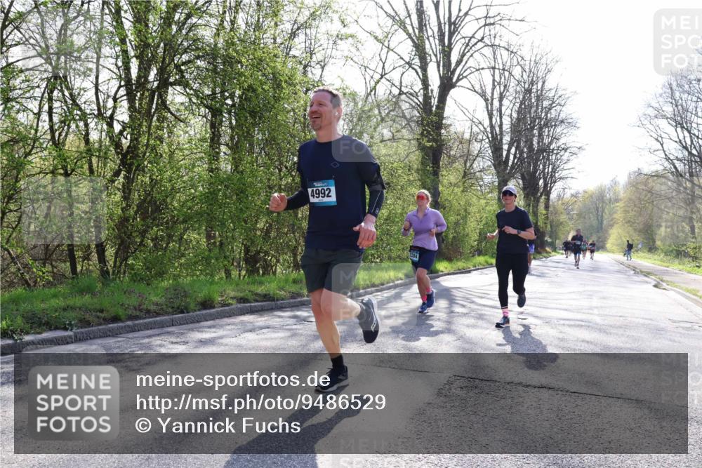 12.04.2026 - 45. Internationalen Wilhelmsburger Insellauf Yannick Fuchs http://msf.ph/oto/9486529 12.04.2026 10:36:26 Laufen 4992 meine-sportfotos.de