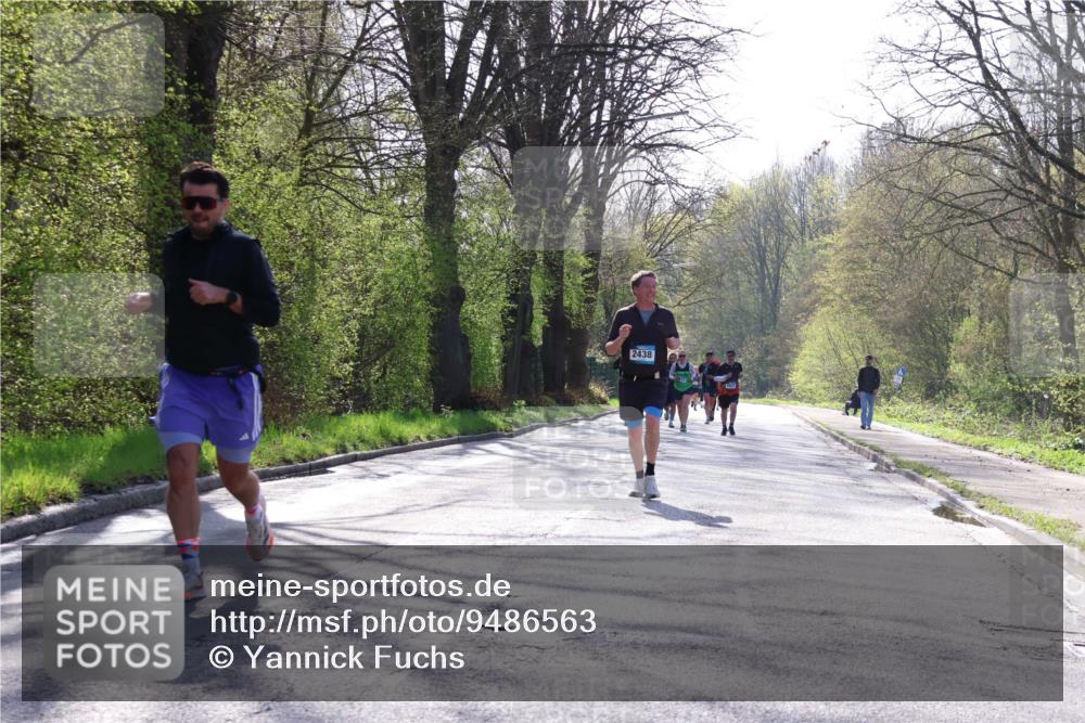 12.04.2026 - 45. Internationalen Wilhelmsburger Insellauf Yannick Fuchs http://msf.ph/oto/9486563 12.04.2026 10:36:30 Laufen 2438 meine-sportfotos.de