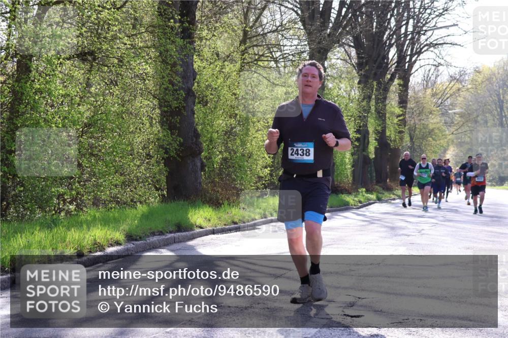 12.04.2026 - 45. Internationalen Wilhelmsburger Insellauf Yannick Fuchs http://msf.ph/oto/9486590 12.04.2026 10:36:33 Laufen 2438, 972 meine-sportfotos.de