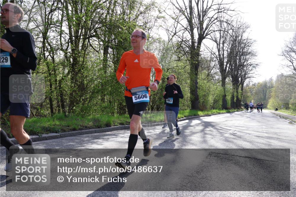 12.04.2026 - 45. Internationalen Wilhelmsburger Insellauf Yannick Fuchs http://msf.ph/oto/9486637 12.04.2026 10:30:39 Laufen 229, 5606, 4963 meine-sportfotos.de