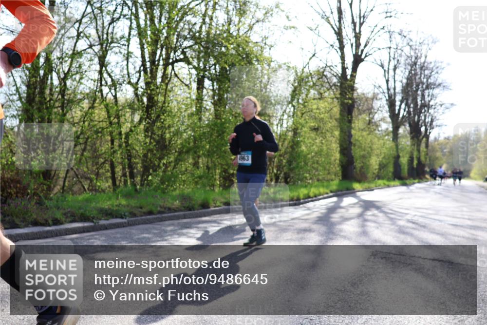 12.04.2026 - 45. Internationalen Wilhelmsburger Insellauf Yannick Fuchs http://msf.ph/oto/9486645 12.04.2026 10:30:40 Laufen 1963 meine-sportfotos.de