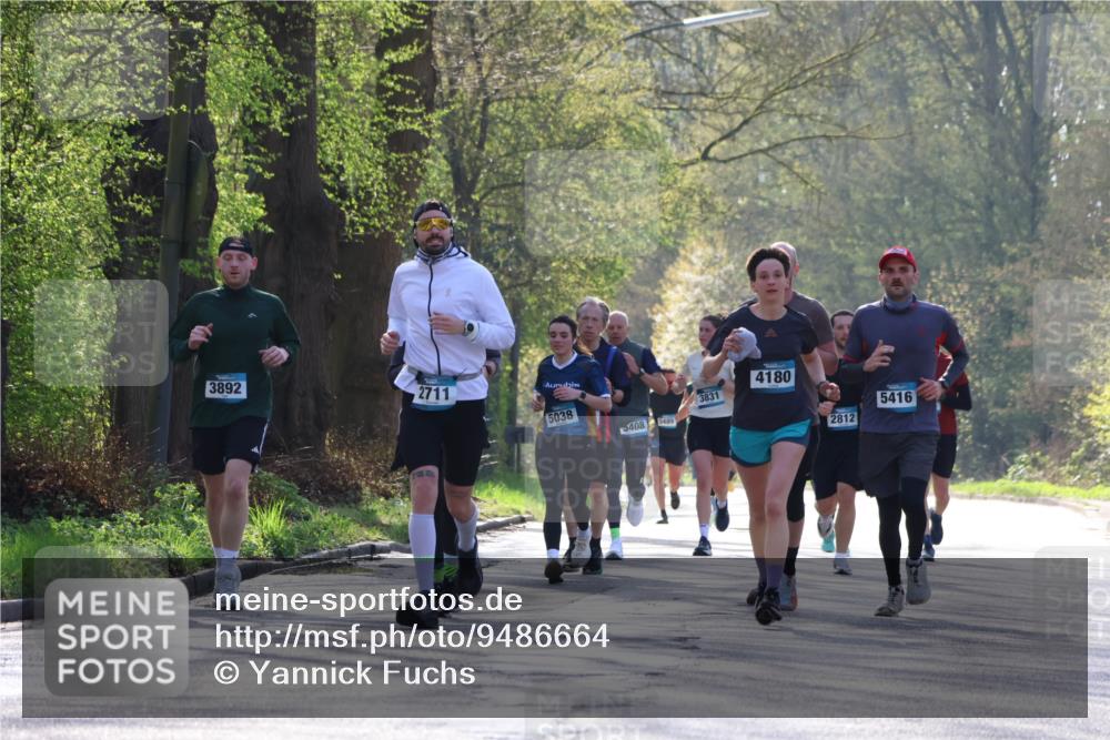 12.04.2026 - 45. Internationalen Wilhelmsburger Insellauf Yannick Fuchs http://msf.ph/oto/9486664 12.04.2026 10:30:43 Laufen 3892, 2711, 5038, 4180, 3831, 5408, 489, 2812, 5416 meine-sportfotos.de