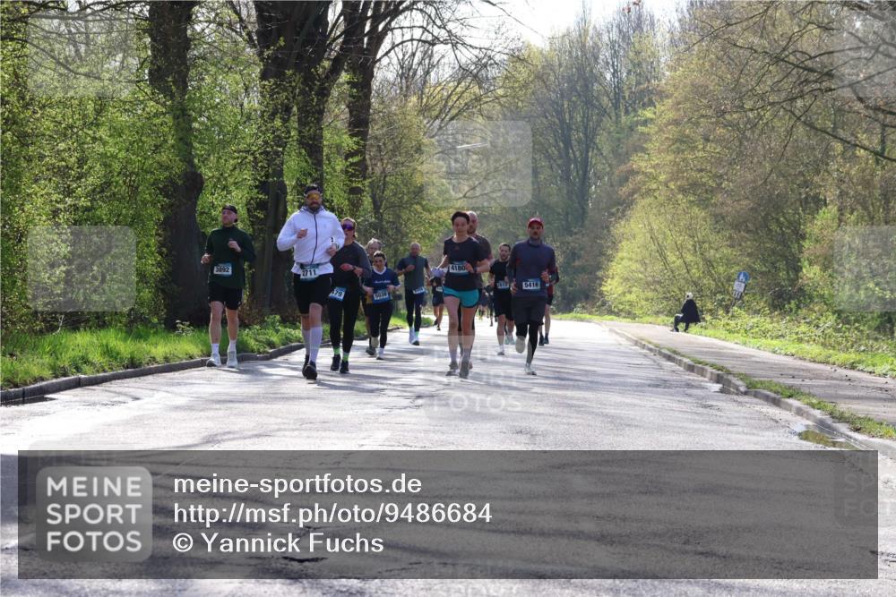 12.04.2026 - 45. Internationalen Wilhelmsburger Insellauf Yannick Fuchs http://msf.ph/oto/9486684 12.04.2026 10:30:45 Laufen 3892, 479, 5038, 4180, 2812, 5416 meine-sportfotos.de