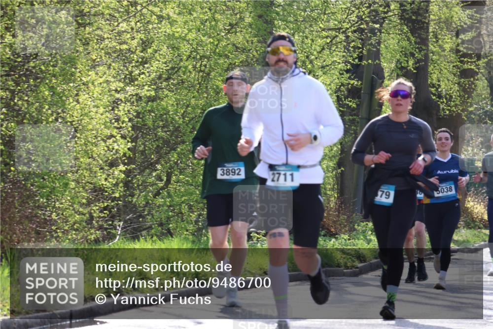 12.04.2026 - 45. Internationalen Wilhelmsburger Insellauf Yannick Fuchs http://msf.ph/oto/9486700 12.04.2026 10:30:47 Laufen 3892, 2711, 79, 5038 meine-sportfotos.de