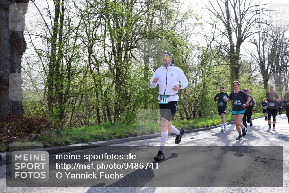 12.04.2026 - 45. Internationalen Wilhelmsburger Insellauf Yannick Fuchs http://msf.ph/oto/9486741 12.04.2026 10:30:51 Laufen 711, 3892, 4180, 5357 meine-sportfotos.de