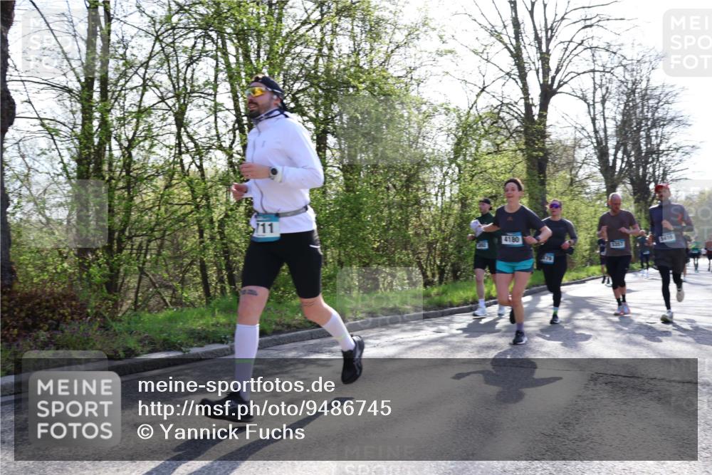 12.04.2026 - 45. Internationalen Wilhelmsburger Insellauf Yannick Fuchs http://msf.ph/oto/9486745 12.04.2026 10:30:51 Laufen 11, 4180, 5416, 5357, 479 meine-sportfotos.de
