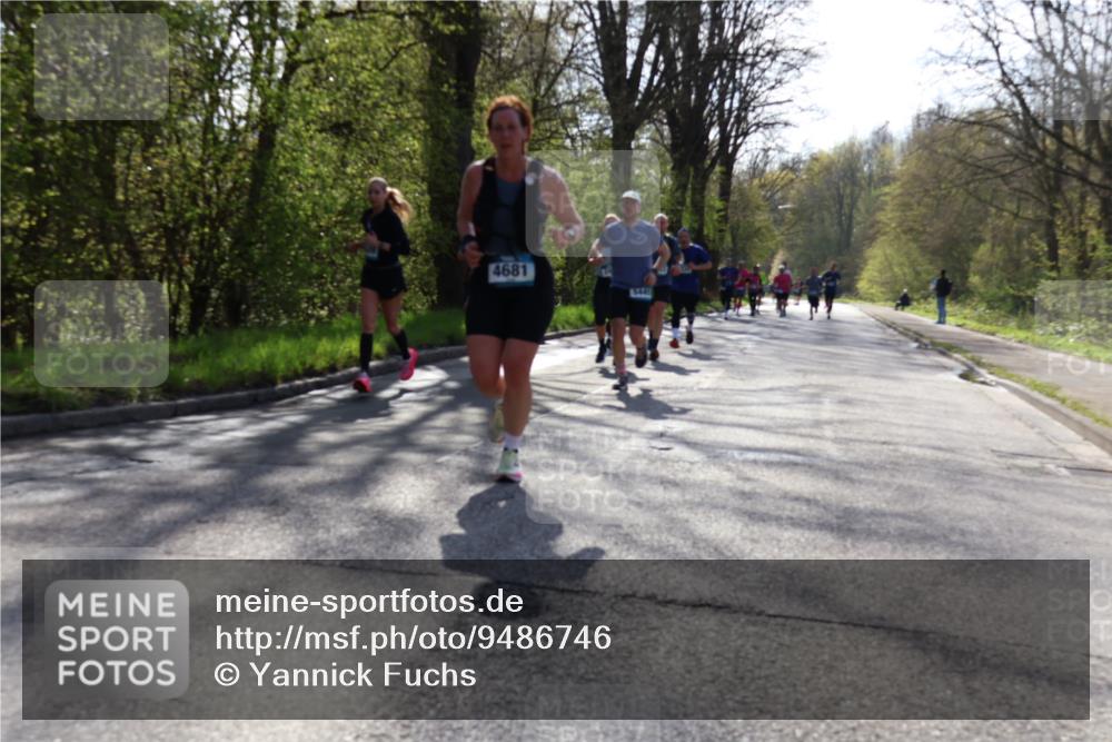 12.04.2026 - 45. Internationalen Wilhelmsburger Insellauf Yannick Fuchs http://msf.ph/oto/9486746 12.04.2026 10:36:51 Laufen 4681, 6448 meine-sportfotos.de
