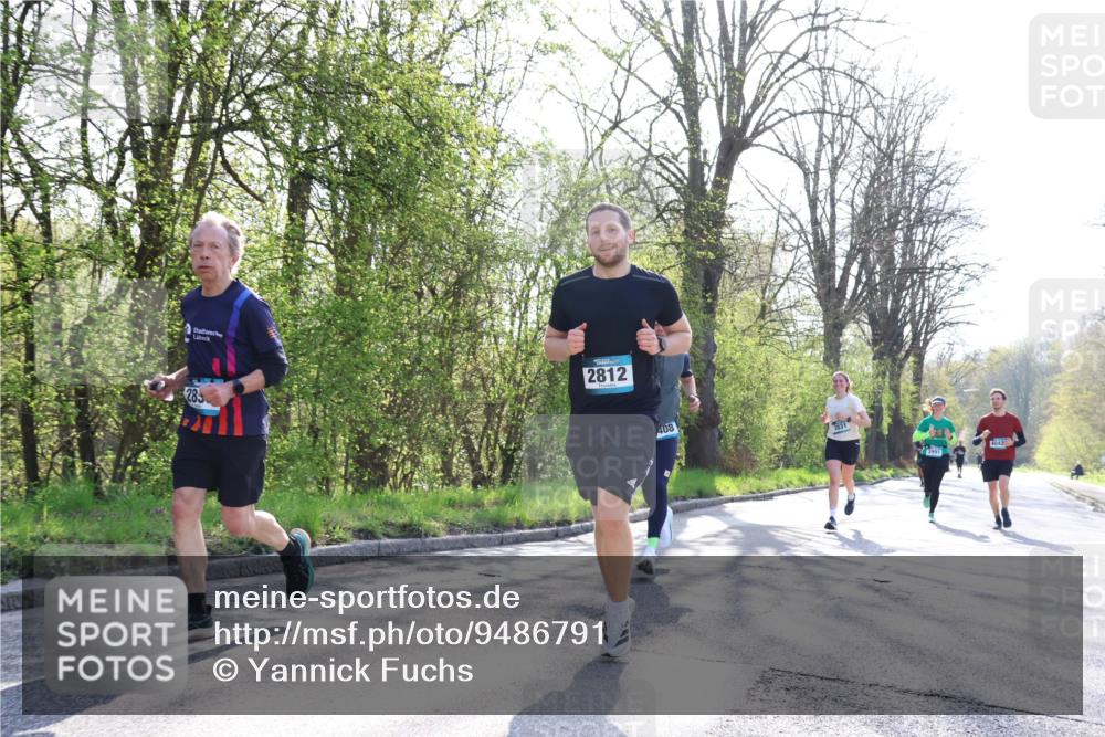 12.04.2026 - 45. Internationalen Wilhelmsburger Insellauf Yannick Fuchs http://msf.ph/oto/9486791 12.04.2026 10:30:56 Laufen 2812, 28, 408, 4042 meine-sportfotos.de