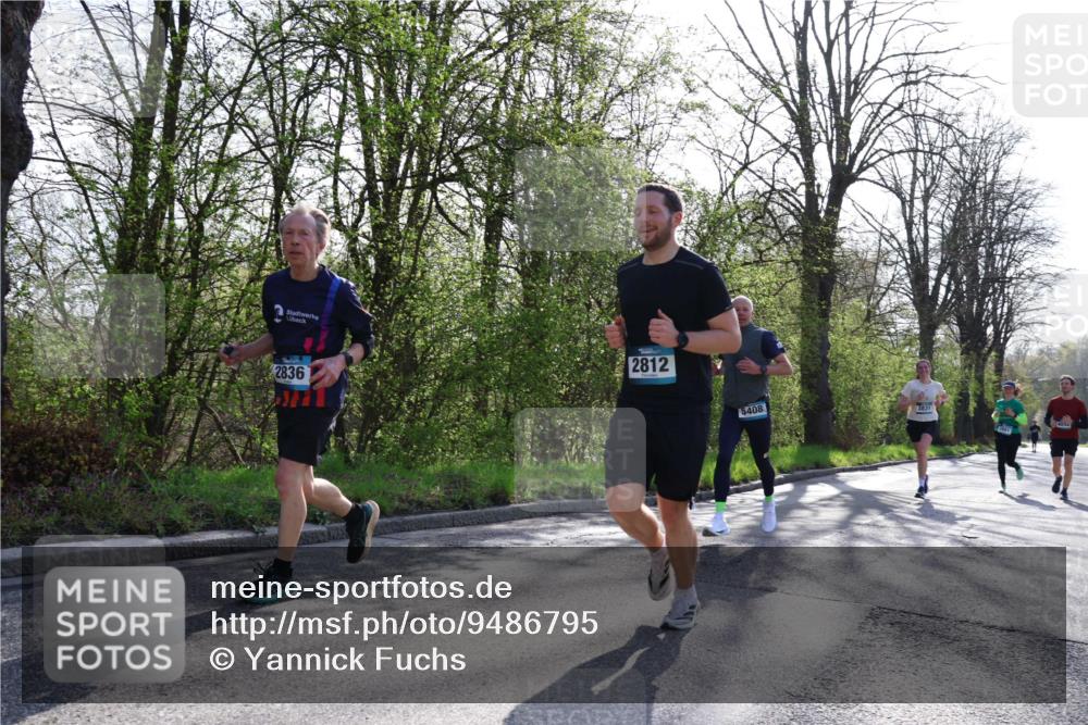 12.04.2026 - 45. Internationalen Wilhelmsburger Insellauf Yannick Fuchs http://msf.ph/oto/9486795 12.04.2026 10:30:56 Laufen 2812, 2836, 5408, 3831 meine-sportfotos.de