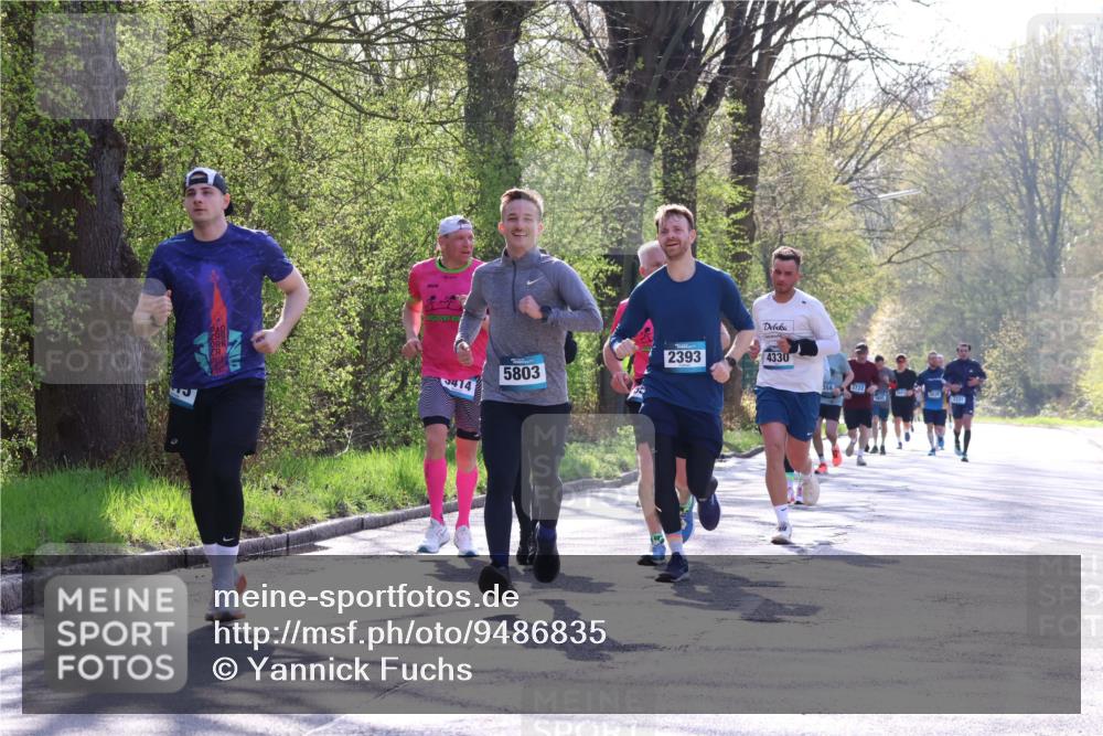 12.04.2026 - 45. Internationalen Wilhelmsburger Insellauf Yannick Fuchs http://msf.ph/oto/9486835 12.04.2026 10:37:00 Laufen 2393, 4330, 5803, 1722, 414 meine-sportfotos.de