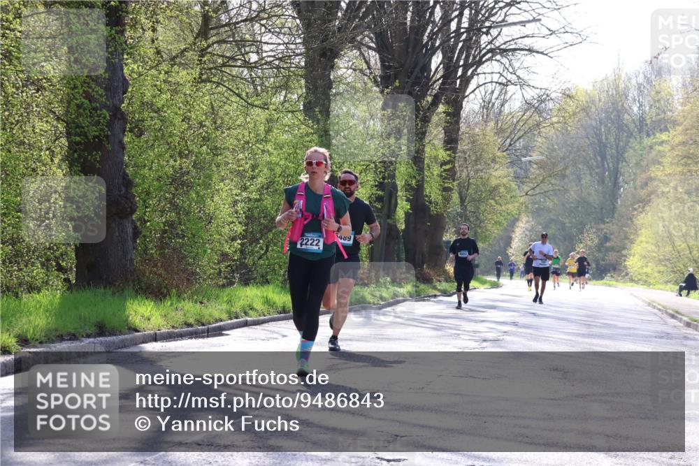 12.04.2026 - 45. Internationalen Wilhelmsburger Insellauf Yannick Fuchs http://msf.ph/oto/9486843 12.04.2026 10:31:02 Laufen 2222, 5489 meine-sportfotos.de