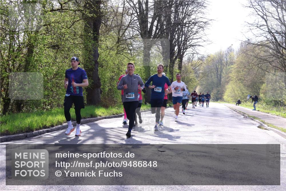 12.04.2026 - 45. Internationalen Wilhelmsburger Insellauf Yannick Fuchs http://msf.ph/oto/9486848 12.04.2026 10:37:01 Laufen 5803, 2393, 4330 meine-sportfotos.de