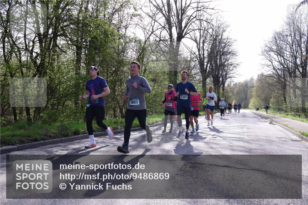 12.04.2026 - 45. Internationalen Wilhelmsburger Insellauf Yannick Fuchs http://msf.ph/oto/9486869 12.04.2026 10:37:03 Laufen 5803, 3631, 2393 meine-sportfotos.de