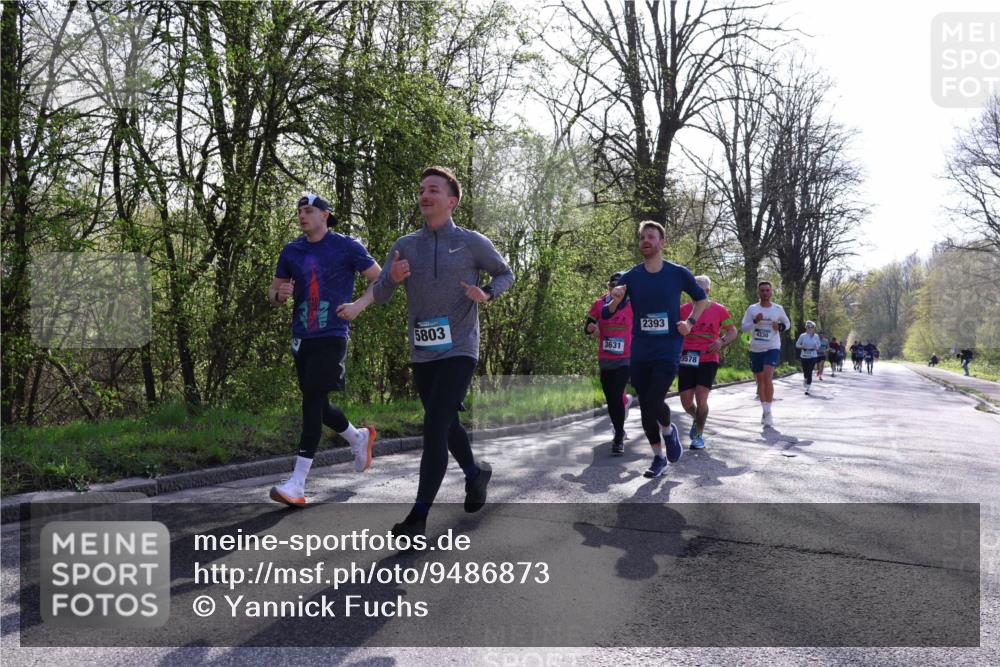 12.04.2026 - 45. Internationalen Wilhelmsburger Insellauf Yannick Fuchs http://msf.ph/oto/9486873 12.04.2026 10:37:03 Laufen 5803, 3631, 2393, 5578, 4330 meine-sportfotos.de