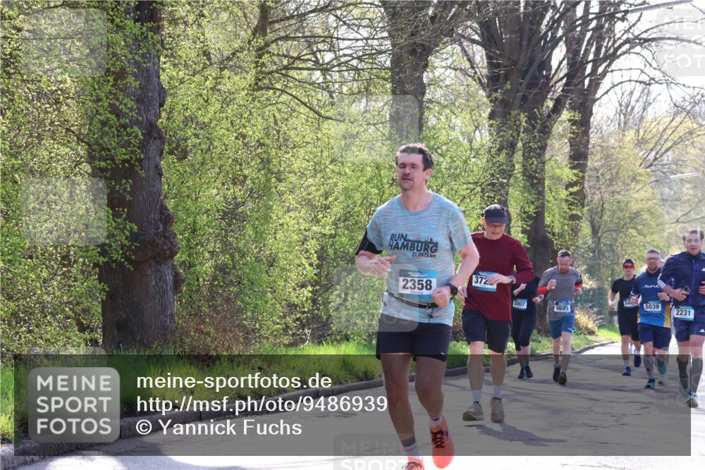 12.04.2026 - 45. Internationalen Wilhelmsburger Insellauf Yannick Fuchs http://msf.ph/oto/9486939 12.04.2026 10:37:09 Laufen 21, 0975, 2358, 372, 5039, 3007, 2231, 3695 meine-sportfotos.de
