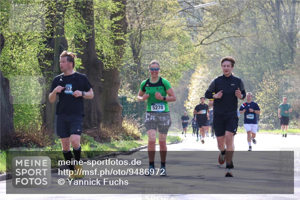 12.04.2026 - 45. Internationalen Wilhelmsburger Insellauf Yannick Fuchs http://msf.ph/oto/9486972 12.04.2026 10:31:17 Laufen 974, 5270, 2406 meine-sportfotos.de