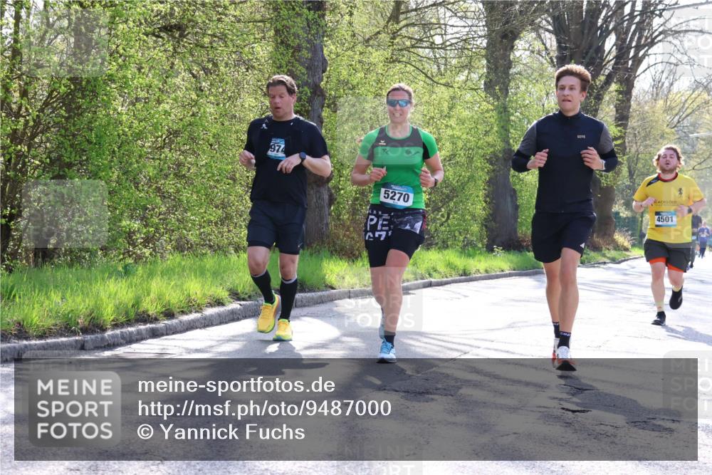 12.04.2026 - 45. Internationalen Wilhelmsburger Insellauf Yannick Fuchs http://msf.ph/oto/9487000 12.04.2026 10:31:23 Laufen 974, 5270, 4501 meine-sportfotos.de