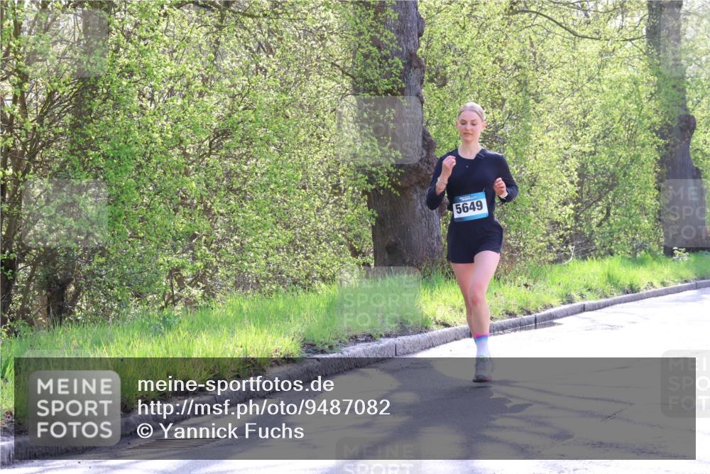 12.04.2026 - 45. Internationalen Wilhelmsburger Insellauf Yannick Fuchs http://msf.ph/oto/9487082 12.04.2026 10:37:22 Laufen 5649 meine-sportfotos.de