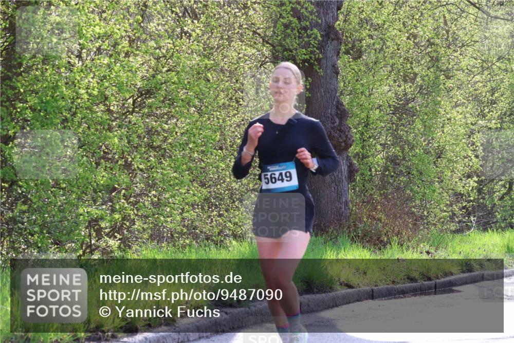 12.04.2026 - 45. Internationalen Wilhelmsburger Insellauf Yannick Fuchs http://msf.ph/oto/9487090 12.04.2026 10:37:23 Laufen 5649 meine-sportfotos.de