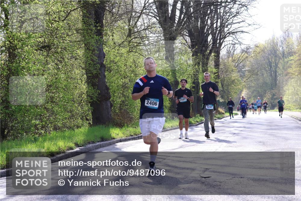 12.04.2026 - 45. Internationalen Wilhelmsburger Insellauf Yannick Fuchs http://msf.ph/oto/9487096 12.04.2026 10:31:33 Laufen 2406, 2507, 5247 meine-sportfotos.de