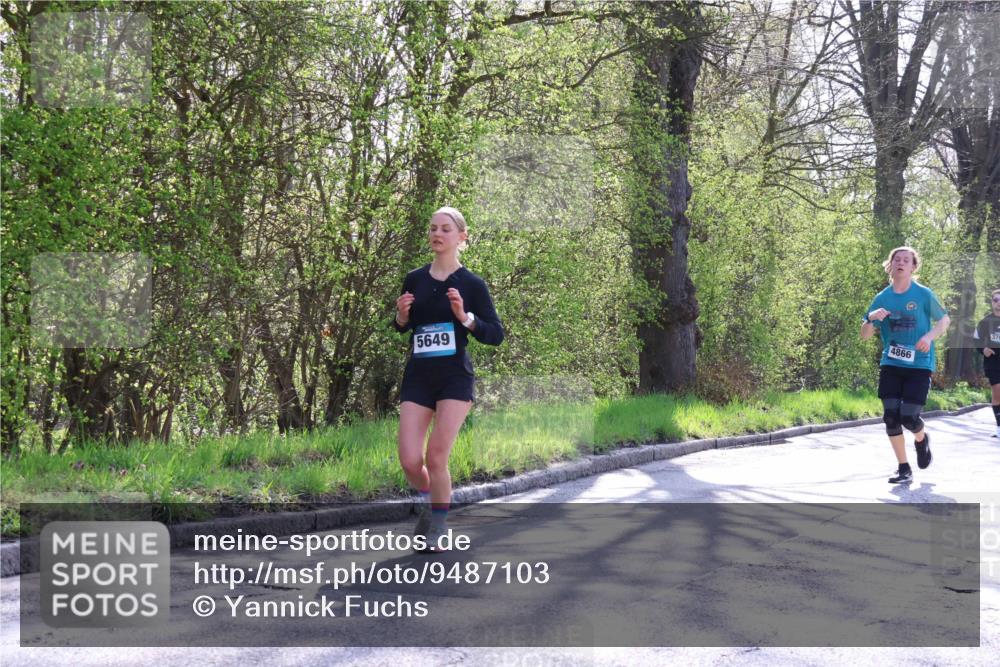 12.04.2026 - 45. Internationalen Wilhelmsburger Insellauf Yannick Fuchs http://msf.ph/oto/9487103 12.04.2026 10:37:24 Laufen 5649, 4866 meine-sportfotos.de