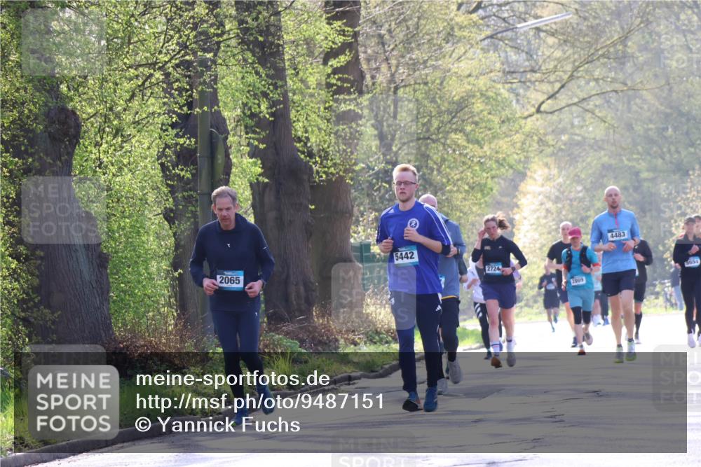 12.04.2026 - 45. Internationalen Wilhelmsburger Insellauf Yannick Fuchs http://msf.ph/oto/9487151 12.04.2026 10:31:40 Laufen 2065, 5442, 2724, 2869, 4483, 5654 meine-sportfotos.de