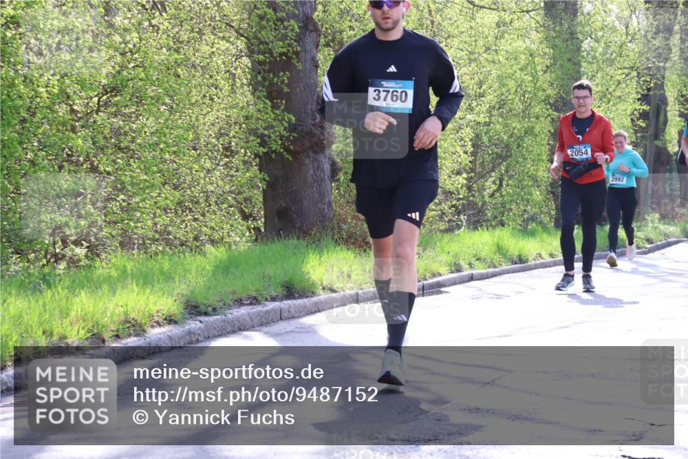 12.04.2026 - 45. Internationalen Wilhelmsburger Insellauf Yannick Fuchs http://msf.ph/oto/9487152 12.04.2026 10:37:28 Laufen 3760, 2054, 2992 meine-sportfotos.de