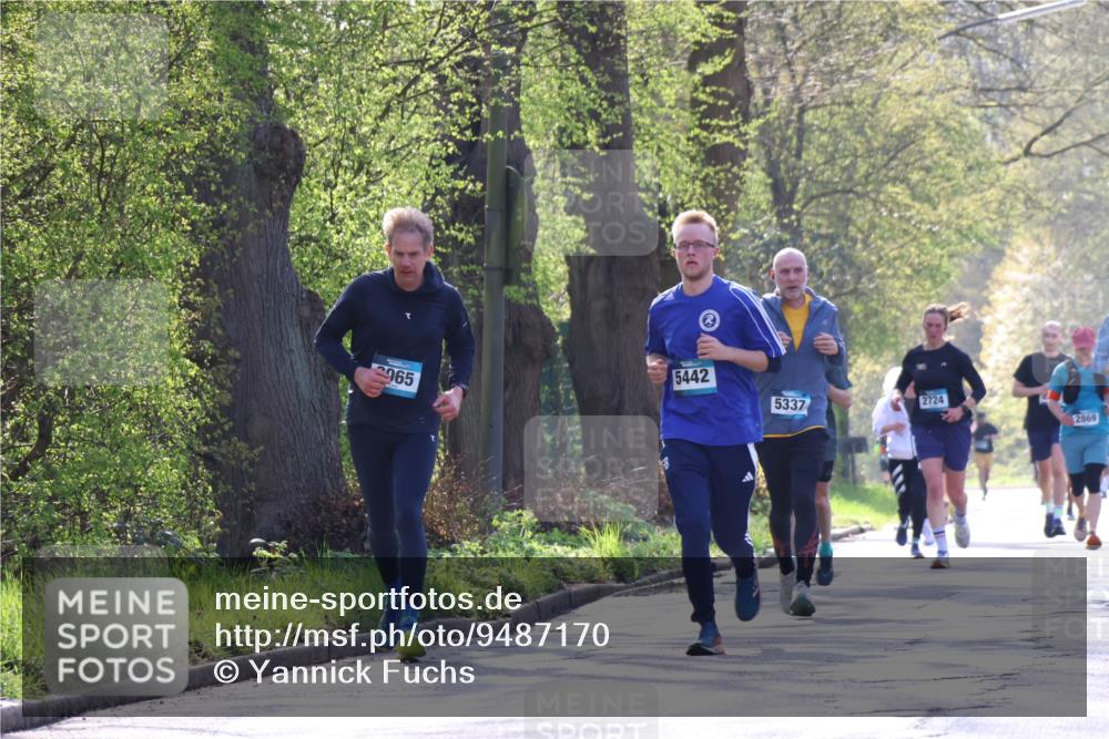12.04.2026 - 45. Internationalen Wilhelmsburger Insellauf Yannick Fuchs http://msf.ph/oto/9487170 12.04.2026 10:31:41 Laufen 065, 5442, 5337, 2724, 2869 meine-sportfotos.de