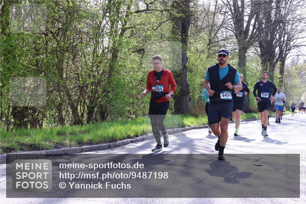 12.04.2026 - 45. Internationalen Wilhelmsburger Insellauf Yannick Fuchs http://msf.ph/oto/9487198 12.04.2026 10:37:32 Laufen 2054, 4424, 2846, 4088 meine-sportfotos.de