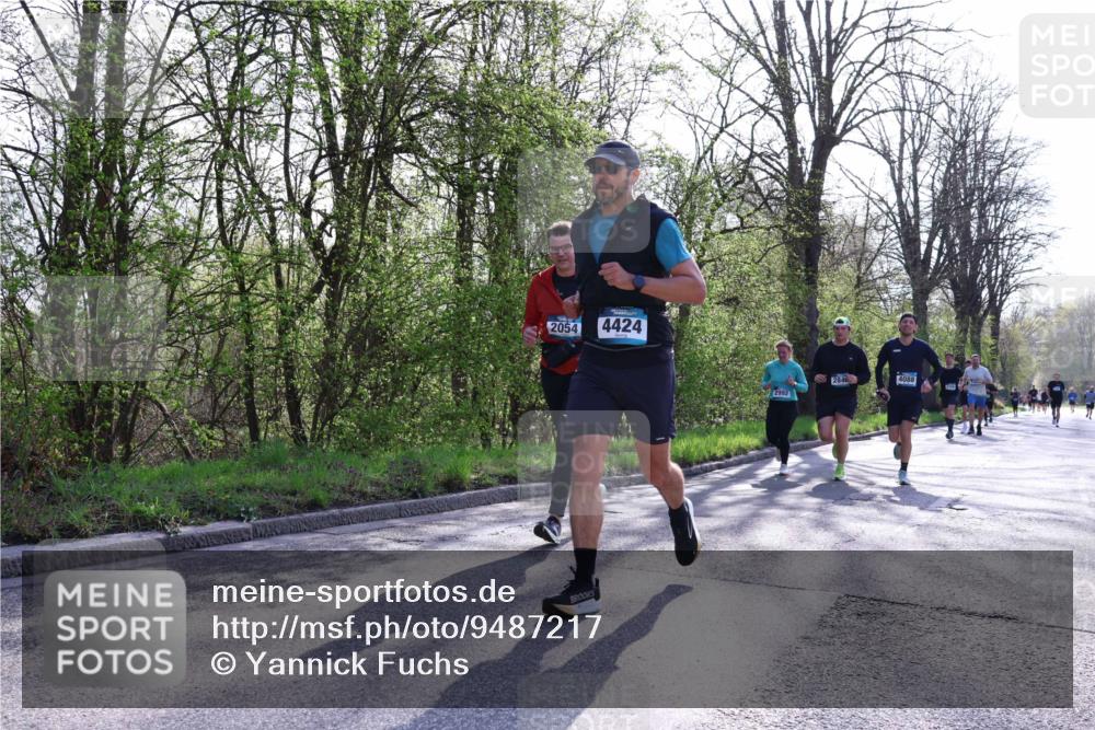 12.04.2026 - 45. Internationalen Wilhelmsburger Insellauf Yannick Fuchs http://msf.ph/oto/9487217 12.04.2026 10:37:33 Laufen 2054, 4424, 2992, 2846, 4088 meine-sportfotos.de