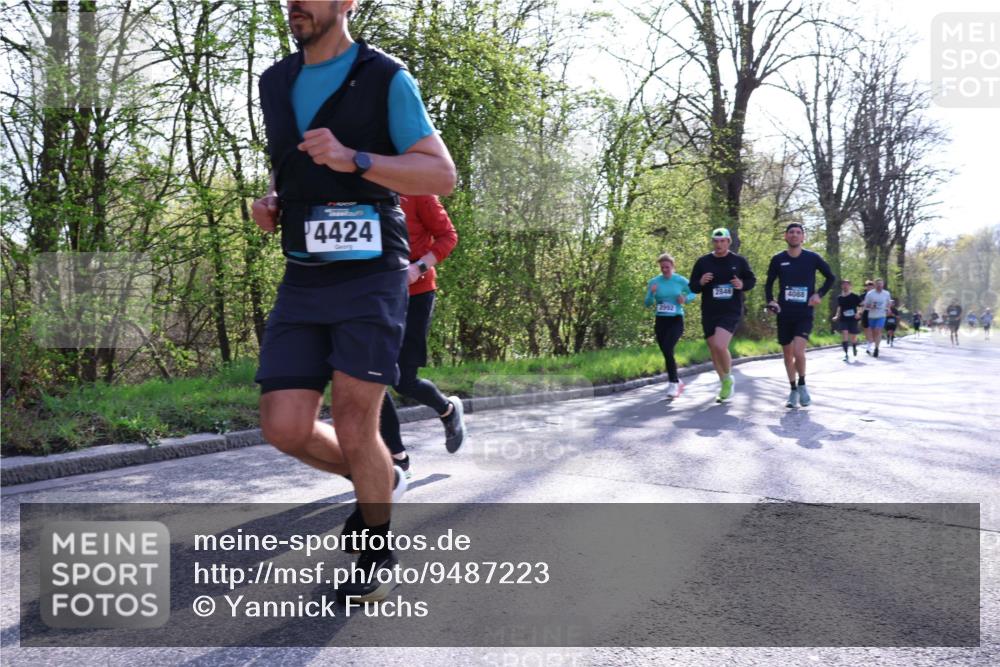 12.04.2026 - 45. Internationalen Wilhelmsburger Insellauf Yannick Fuchs http://msf.ph/oto/9487223 12.04.2026 10:37:34 Laufen 4424, 2992, 2846, 4088 meine-sportfotos.de
