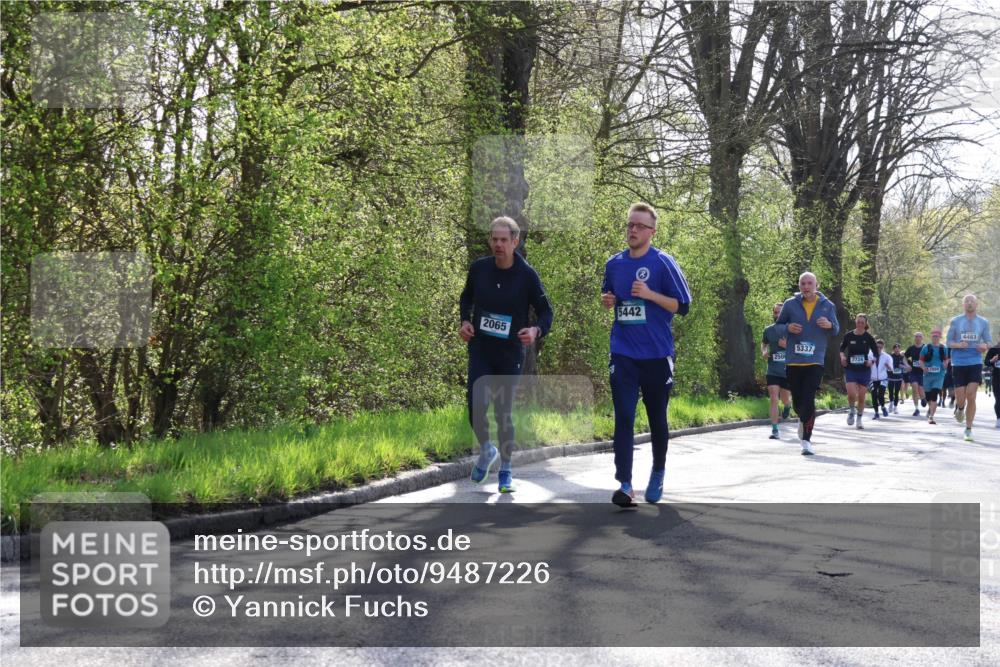 12.04.2026 - 45. Internationalen Wilhelmsburger Insellauf Yannick Fuchs http://msf.ph/oto/9487226 12.04.2026 10:31:47 Laufen 2065, 5442, 250, 5337, 2724, 2869, 4483 meine-sportfotos.de