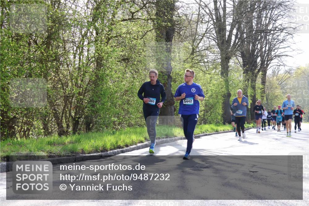 12.04.2026 - 45. Internationalen Wilhelmsburger Insellauf Yannick Fuchs http://msf.ph/oto/9487232 12.04.2026 10:31:47 Laufen 065, 5442, 5337, 4483 meine-sportfotos.de