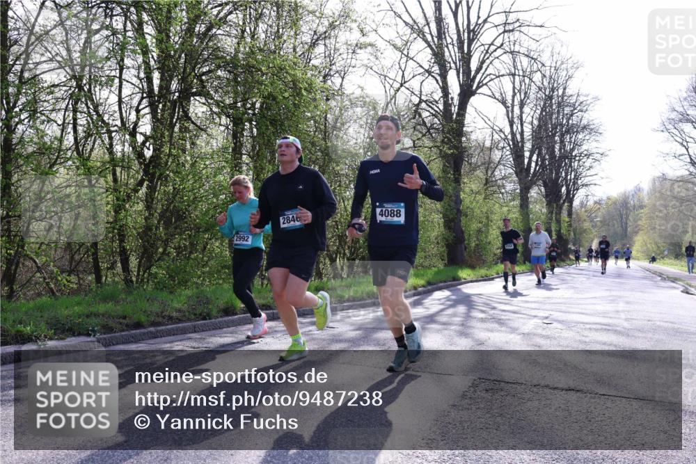 12.04.2026 - 45. Internationalen Wilhelmsburger Insellauf Yannick Fuchs http://msf.ph/oto/9487238 12.04.2026 10:37:35 Laufen 2992, 2846, 4088 meine-sportfotos.de
