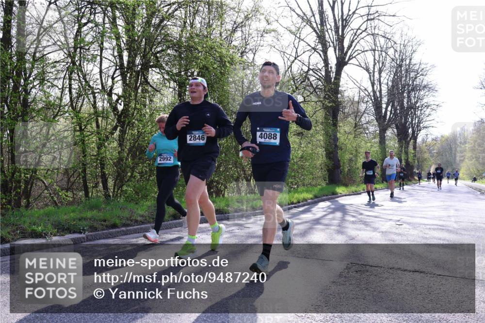 12.04.2026 - 45. Internationalen Wilhelmsburger Insellauf Yannick Fuchs http://msf.ph/oto/9487240 12.04.2026 10:37:36 Laufen 2992, 2846, 4088, 4768 meine-sportfotos.de