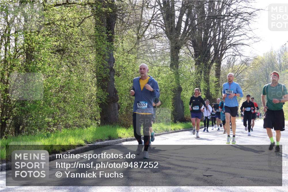 12.04.2026 - 45. Internationalen Wilhelmsburger Insellauf Yannick Fuchs http://msf.ph/oto/9487252 12.04.2026 10:31:50 Laufen 5337, 2724, 4483, 5654 meine-sportfotos.de