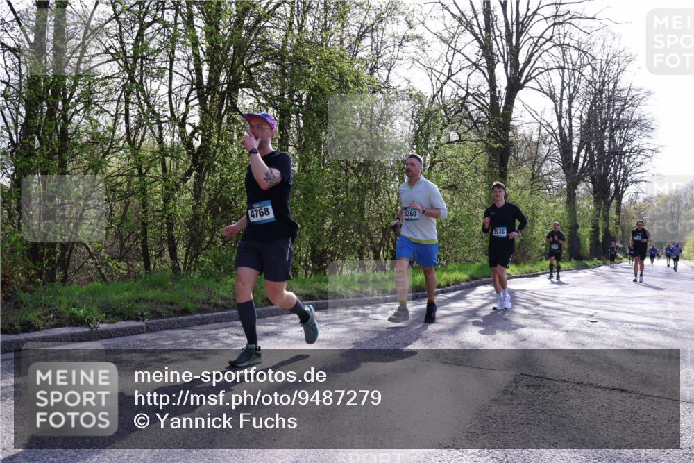 12.04.2026 - 45. Internationalen Wilhelmsburger Insellauf Yannick Fuchs http://msf.ph/oto/9487279 12.04.2026 10:37:39 Laufen 4768, 5360, 3546 meine-sportfotos.de