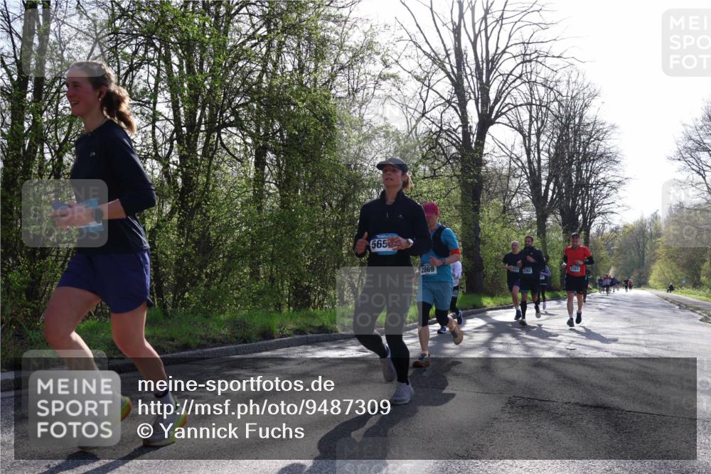 12.04.2026 - 45. Internationalen Wilhelmsburger Insellauf Yannick Fuchs http://msf.ph/oto/9487309 12.04.2026 10:31:56 Laufen 565, 2869, 2263 meine-sportfotos.de