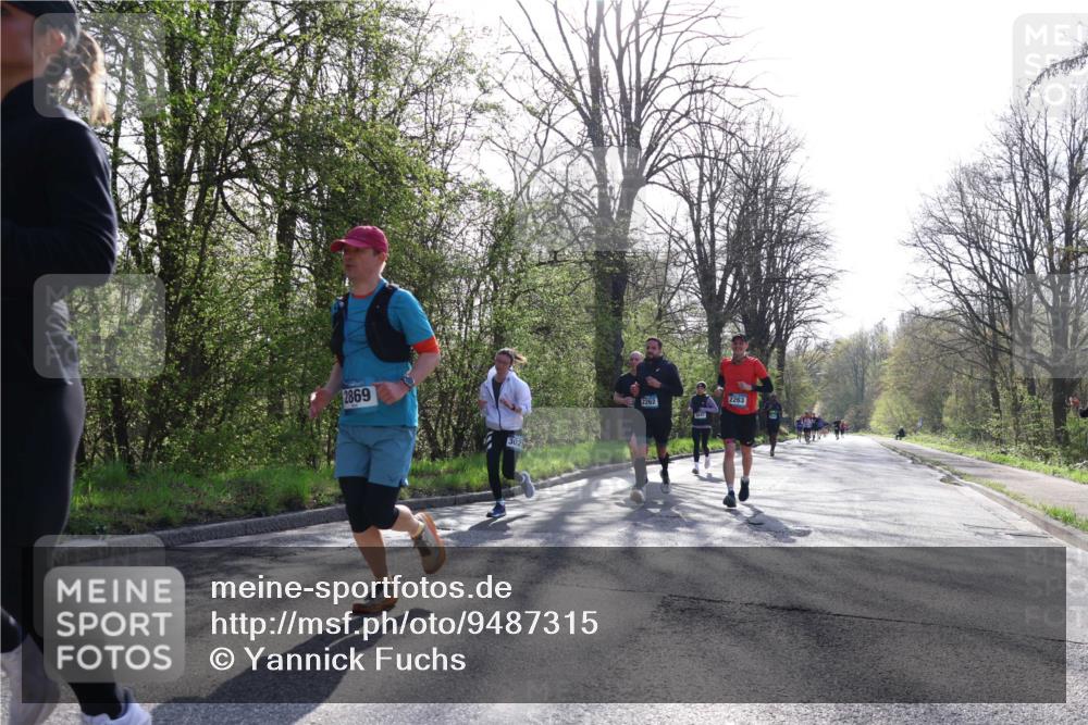 12.04.2026 - 45. Internationalen Wilhelmsburger Insellauf Yannick Fuchs http://msf.ph/oto/9487315 12.04.2026 10:31:57 Laufen 2869, 302, 2262, 2263 meine-sportfotos.de