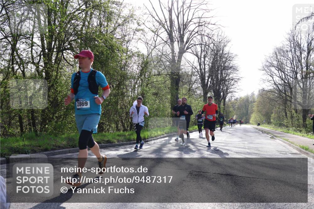 12.04.2026 - 45. Internationalen Wilhelmsburger Insellauf Yannick Fuchs http://msf.ph/oto/9487317 12.04.2026 10:31:57 Laufen 2869, 302, 2262, 2263 meine-sportfotos.de