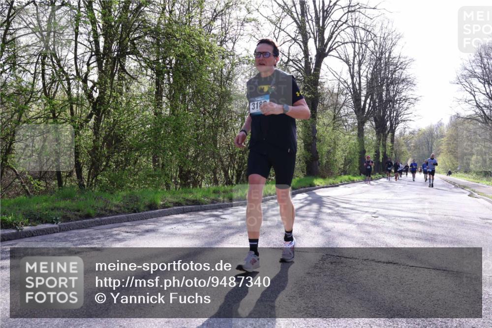 12.04.2026 - 45. Internationalen Wilhelmsburger Insellauf Yannick Fuchs http://msf.ph/oto/9487340 12.04.2026 10:37:44 Laufen 318 meine-sportfotos.de