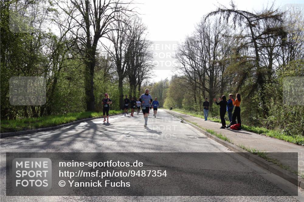 12.04.2026 - 45. Internationalen Wilhelmsburger Insellauf Yannick Fuchs http://msf.ph/oto/9487354 12.04.2026 10:37:48 Laufen  meine-sportfotos.de